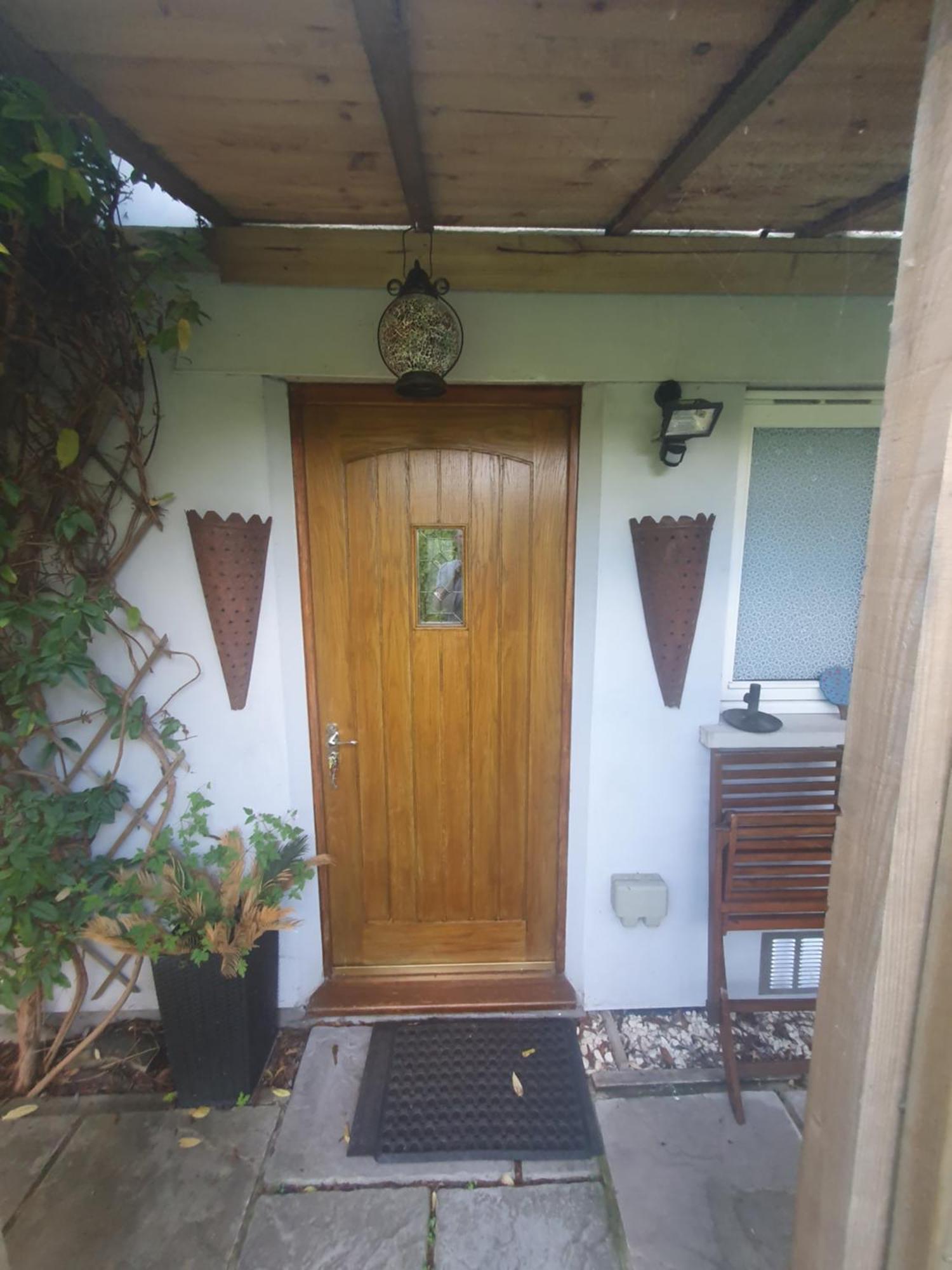 Post Office Row Apartment And Garden Crickhowell Ngoại thất bức ảnh